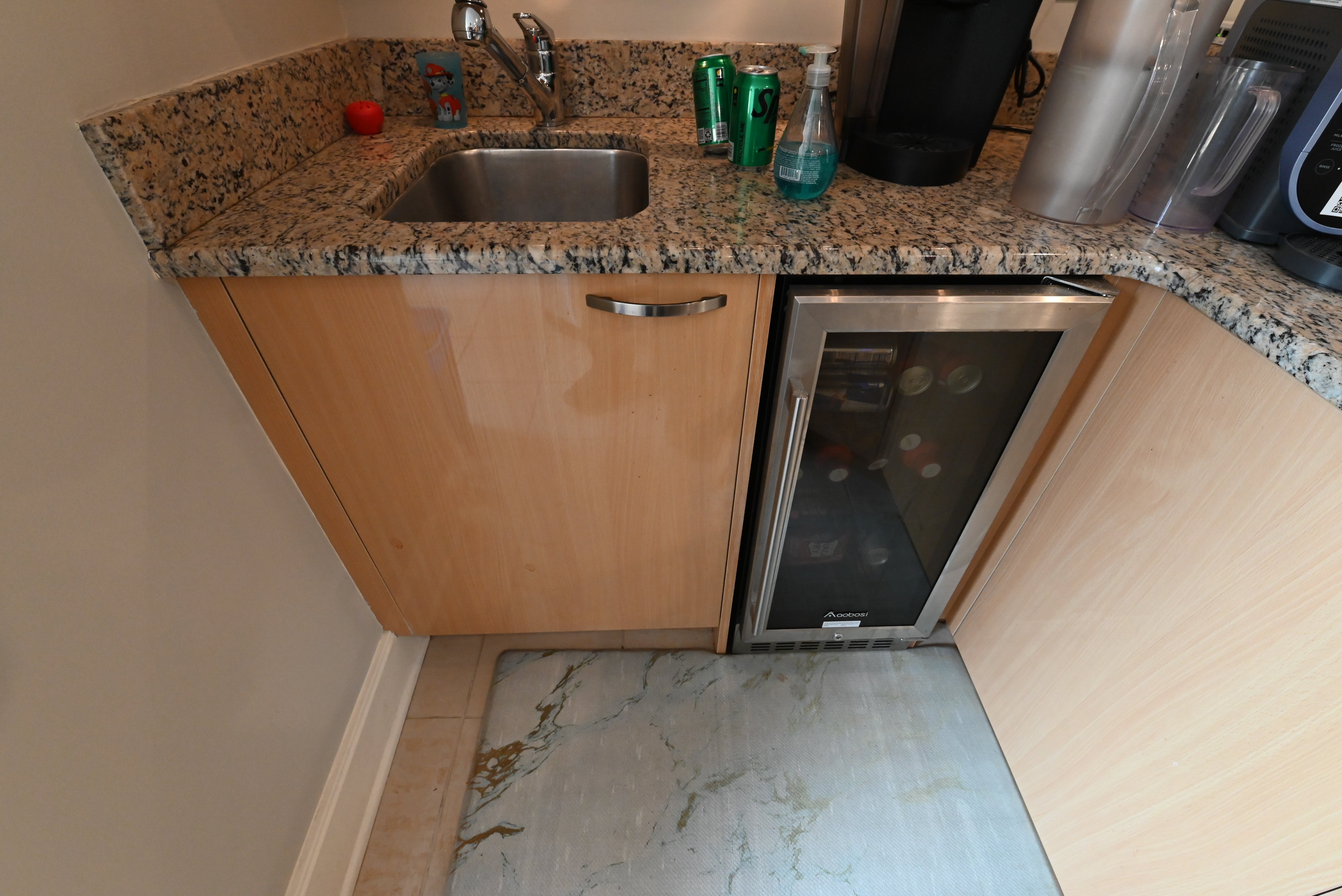 "The Copenhagen" Modern Built-In Wet Bar