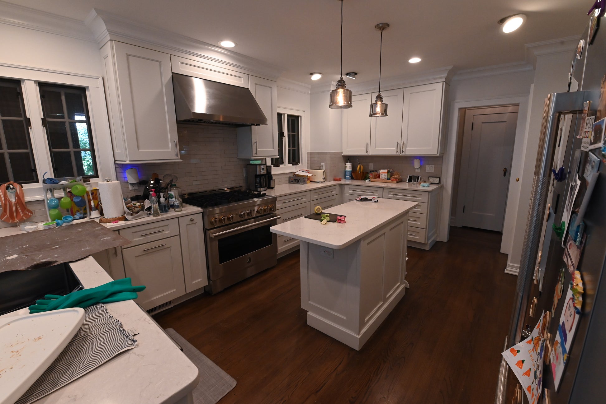 Wellborn white kitchen display featuring JennAir professional appliances