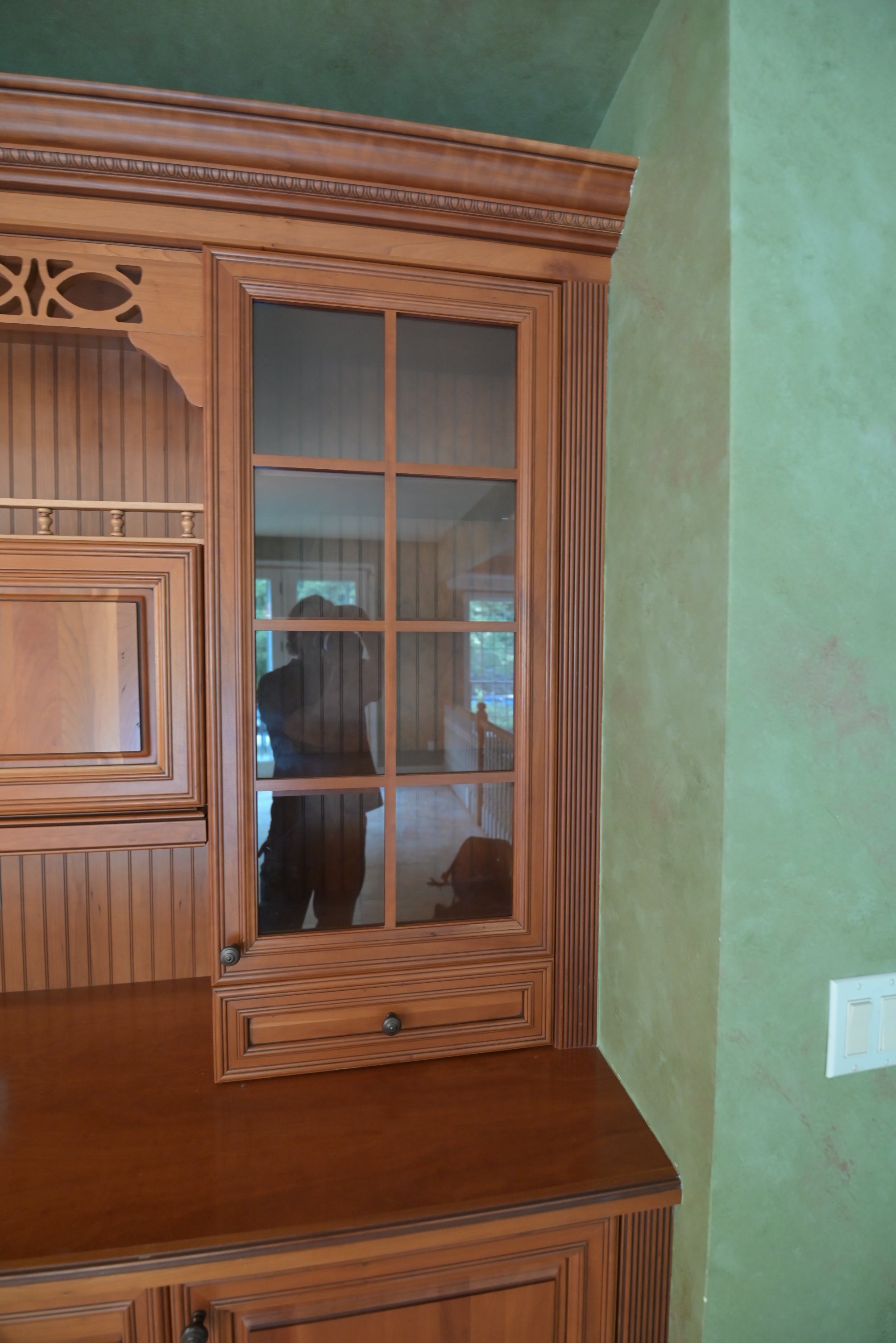 "The Oakridge" Traditional Classic Craftsman Wooden Storage Hutch