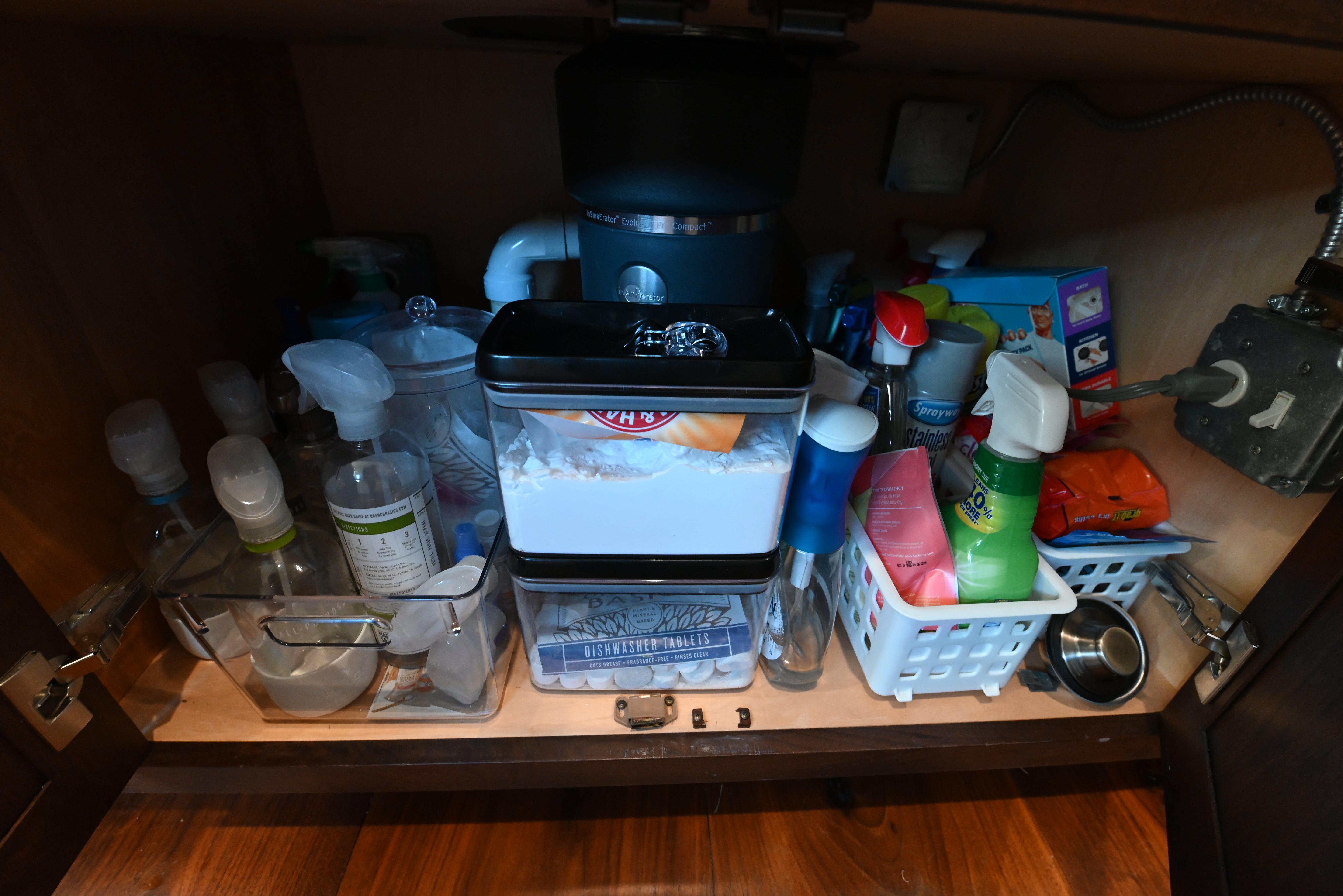 Kountry Kraft Distressed Textured White Traditional Pre-Owned Kitchen