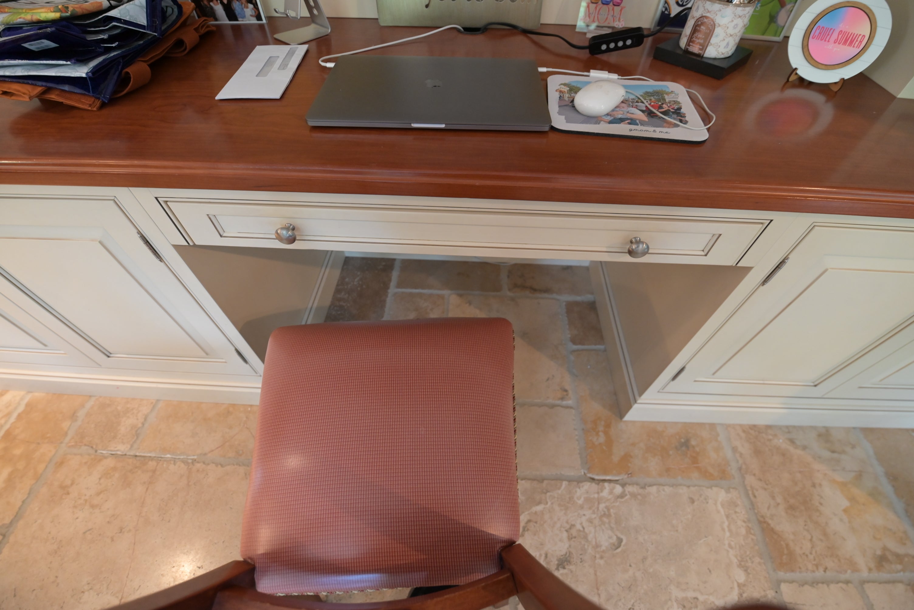 Custom Traditional Capitol White Built-In Desk