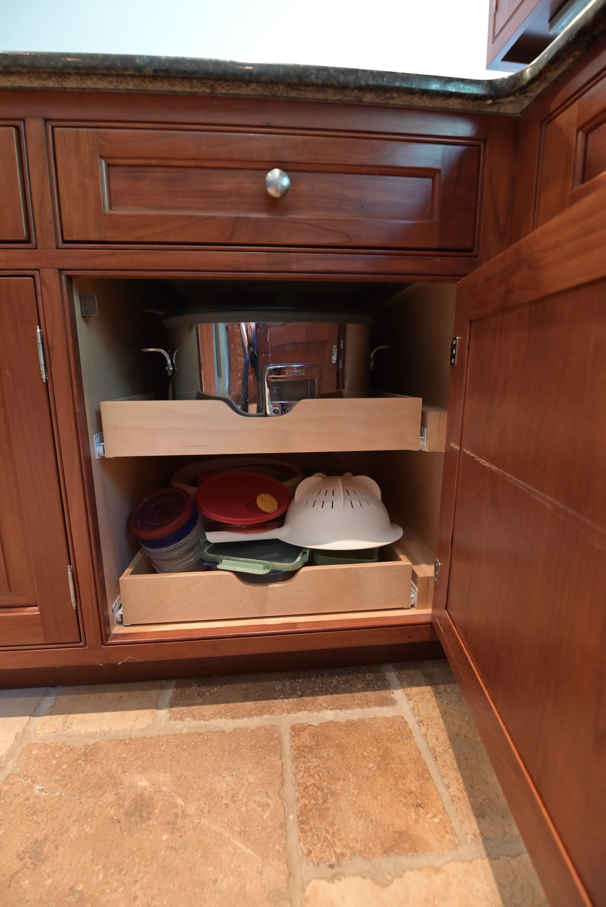 "The Biltmore" Traditional Natural Wood Finish Kitchen with Appliances