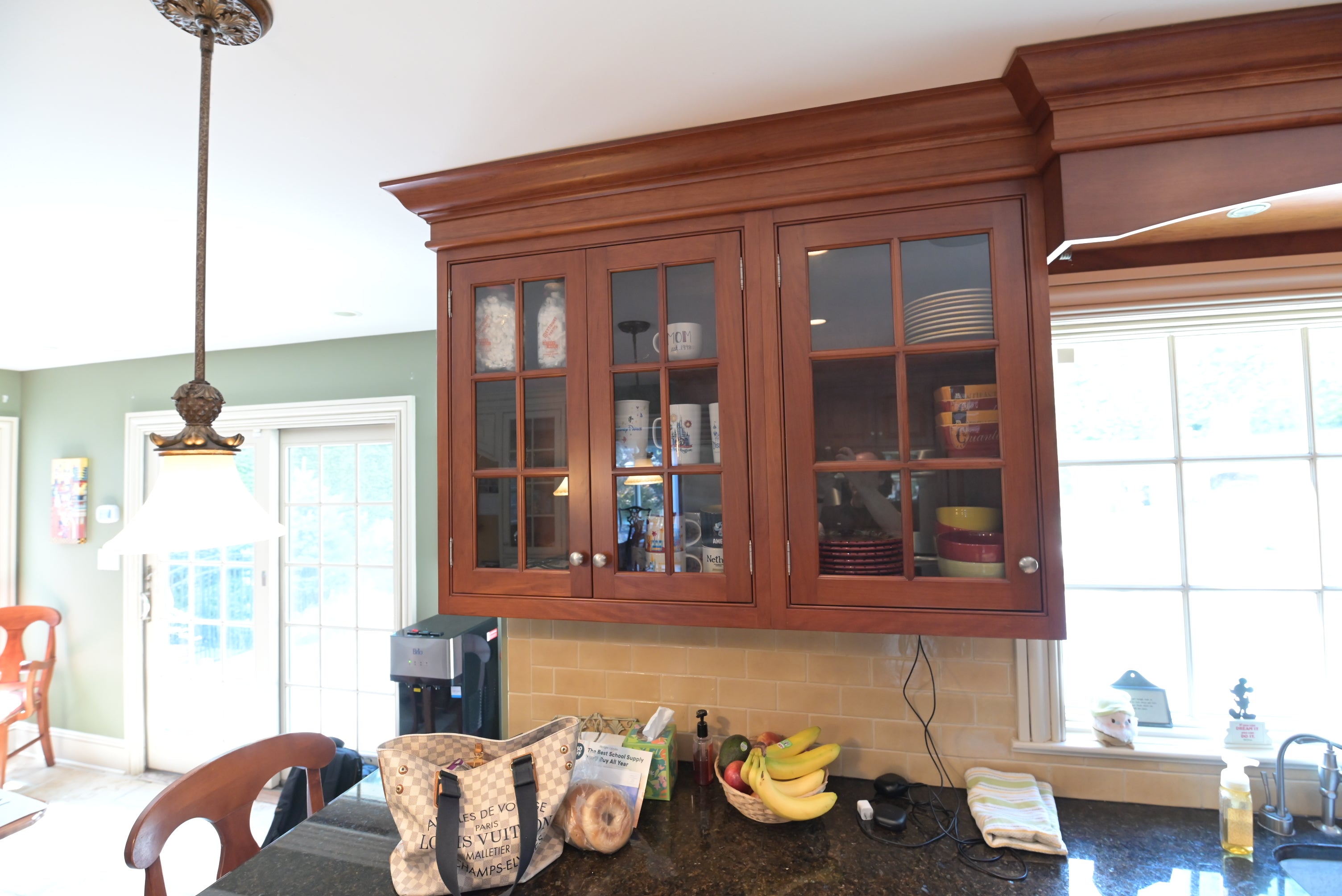 "The Biltmore" Traditional Natural Wood Finish Kitchen with Appliances