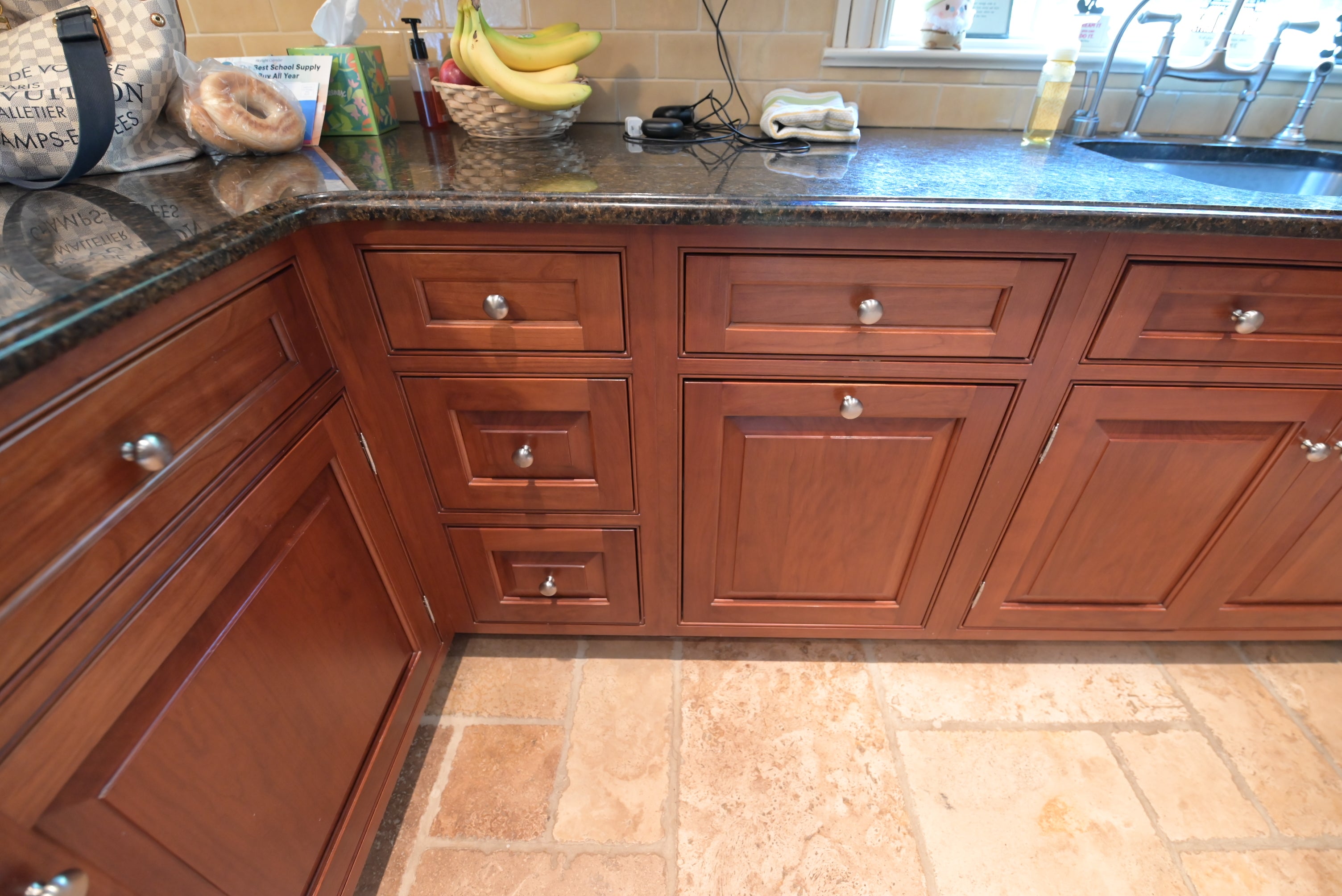 "The Biltmore" Traditional Natural Wood Finish Kitchen with Appliances