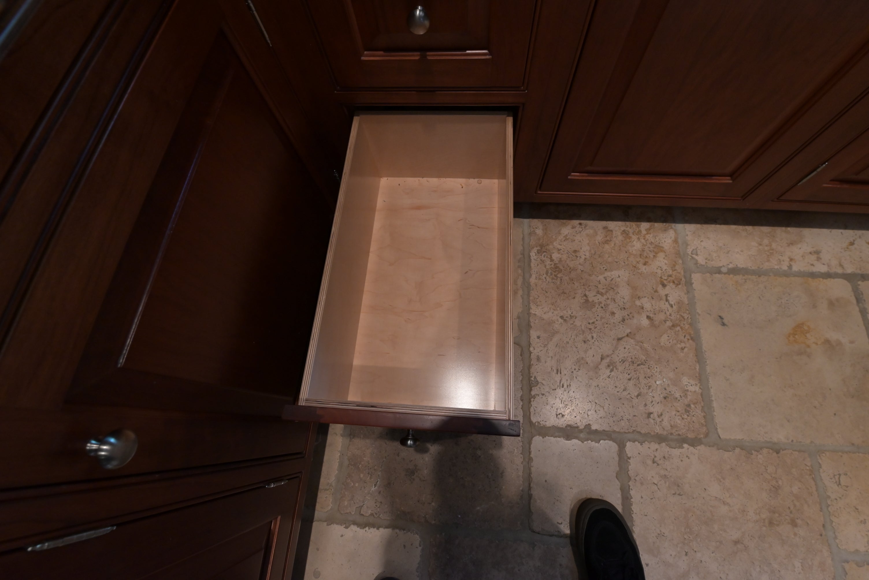 "The Biltmore" Traditional Natural Wood Finish Kitchen with Appliances