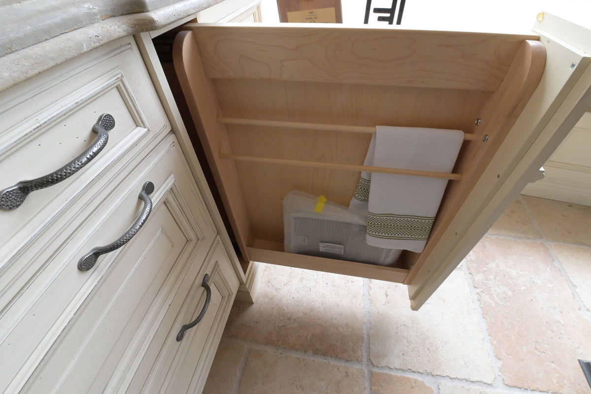 Wood-Mode Cream Froth Traditional Kitchen with Island