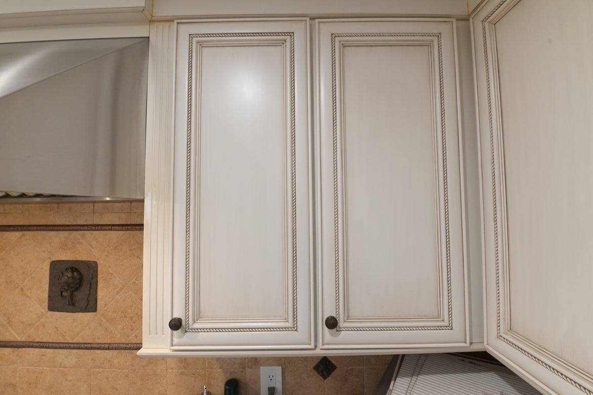 "The Chester" Traditional White Kitchen with Island, Desk Area & Appliances