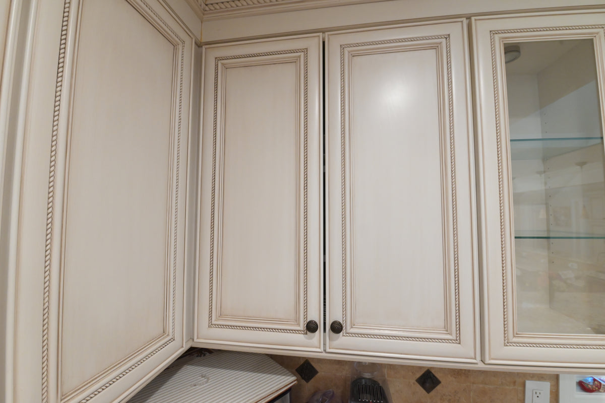 "The Chester" Traditional White Kitchen with Island, Desk Area & Appliances
