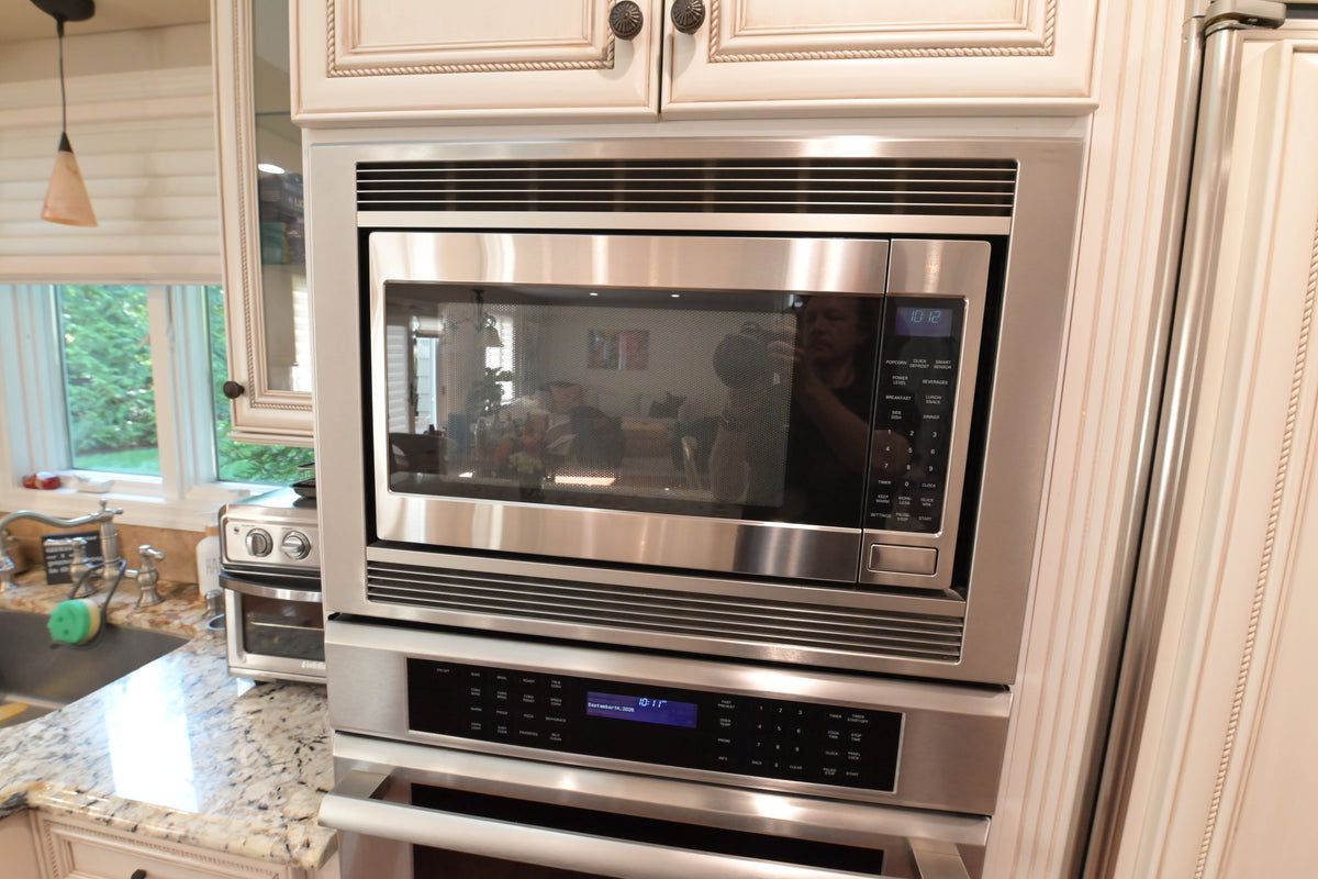 "The Chester" Traditional White Kitchen with Island, Desk Area & Appliances