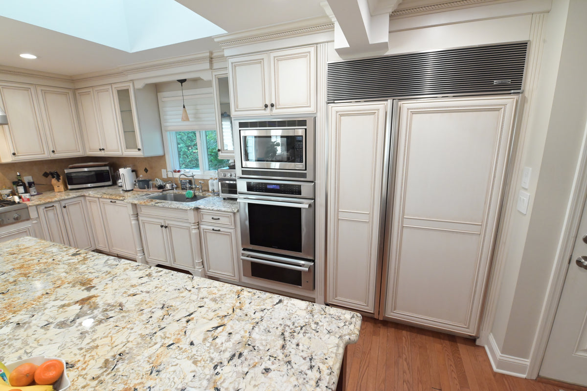 "The Chester" Traditional White Kitchen with Island, Desk Area & Appliances