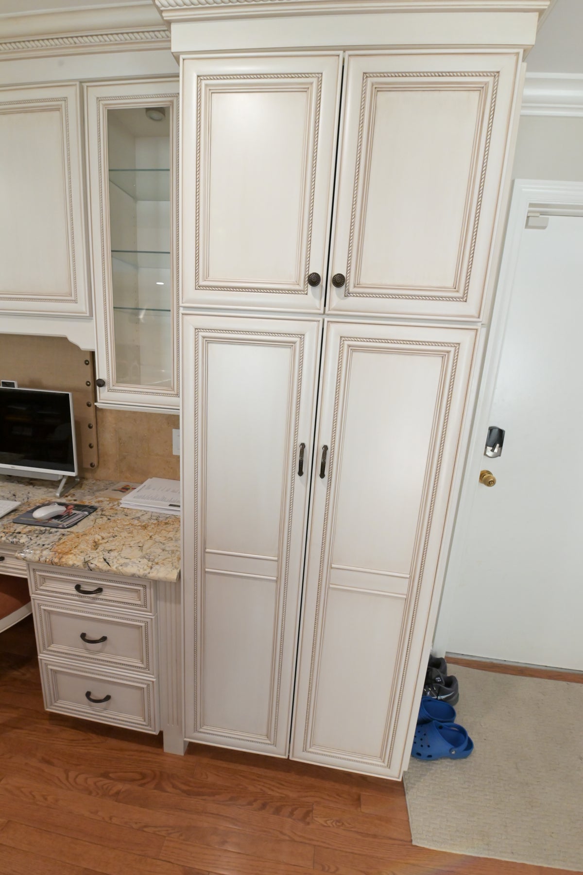 "The Chester" Traditional White Kitchen with Island, Desk Area & Appliances