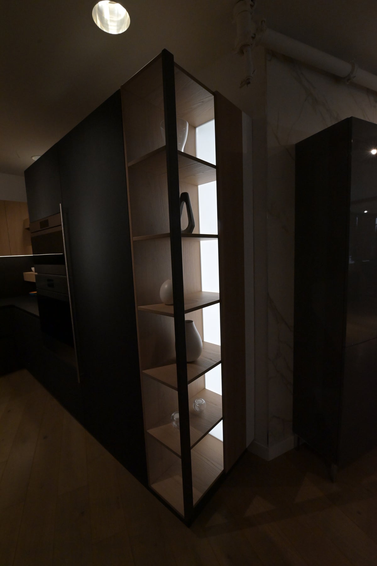 Hans Krug Modern Grey & Oak Veneer Kitchen Corner with Wolf Appliances