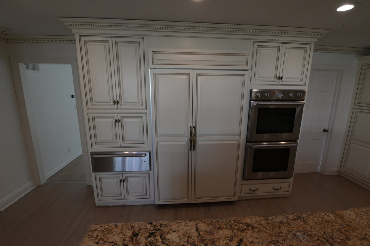 "The Montacute" Traditional Off White Kitchen with Wood Island & Appliances