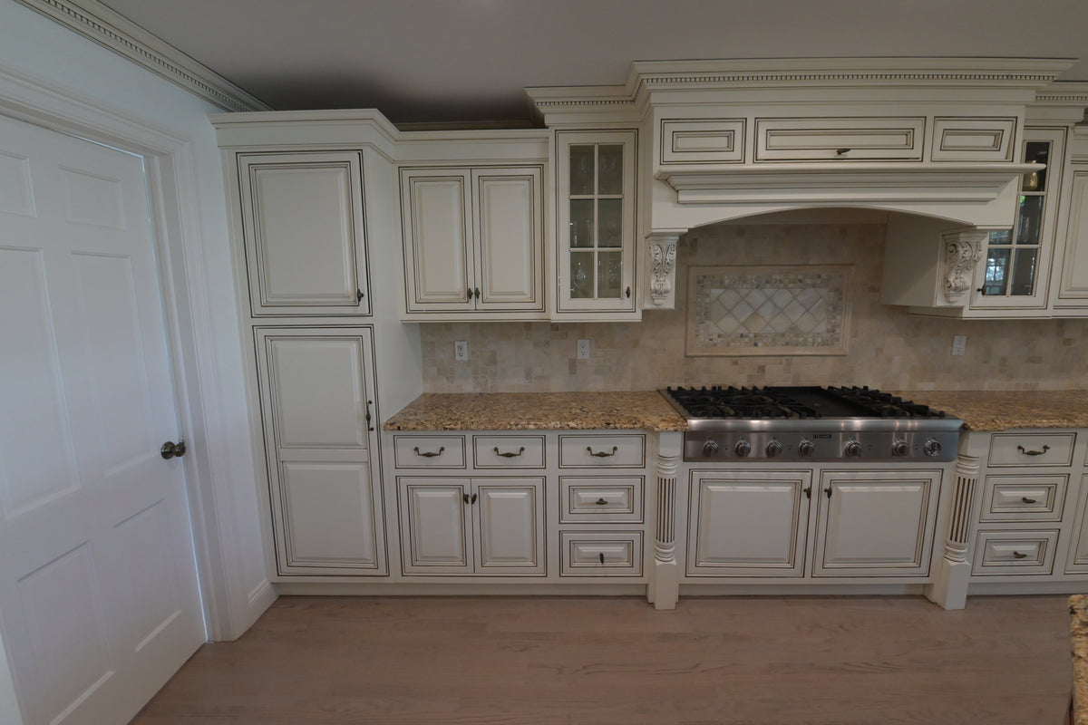 "The Montacute" Traditional Off White Kitchen with Wood Island & Appliances