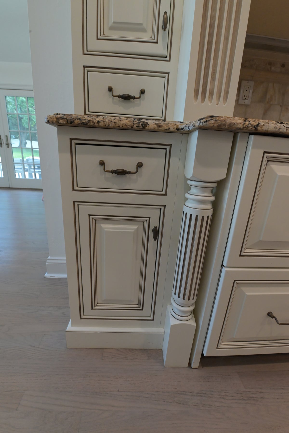 "The Montacute" Traditional Off White Kitchen with Wood Island & Appliances