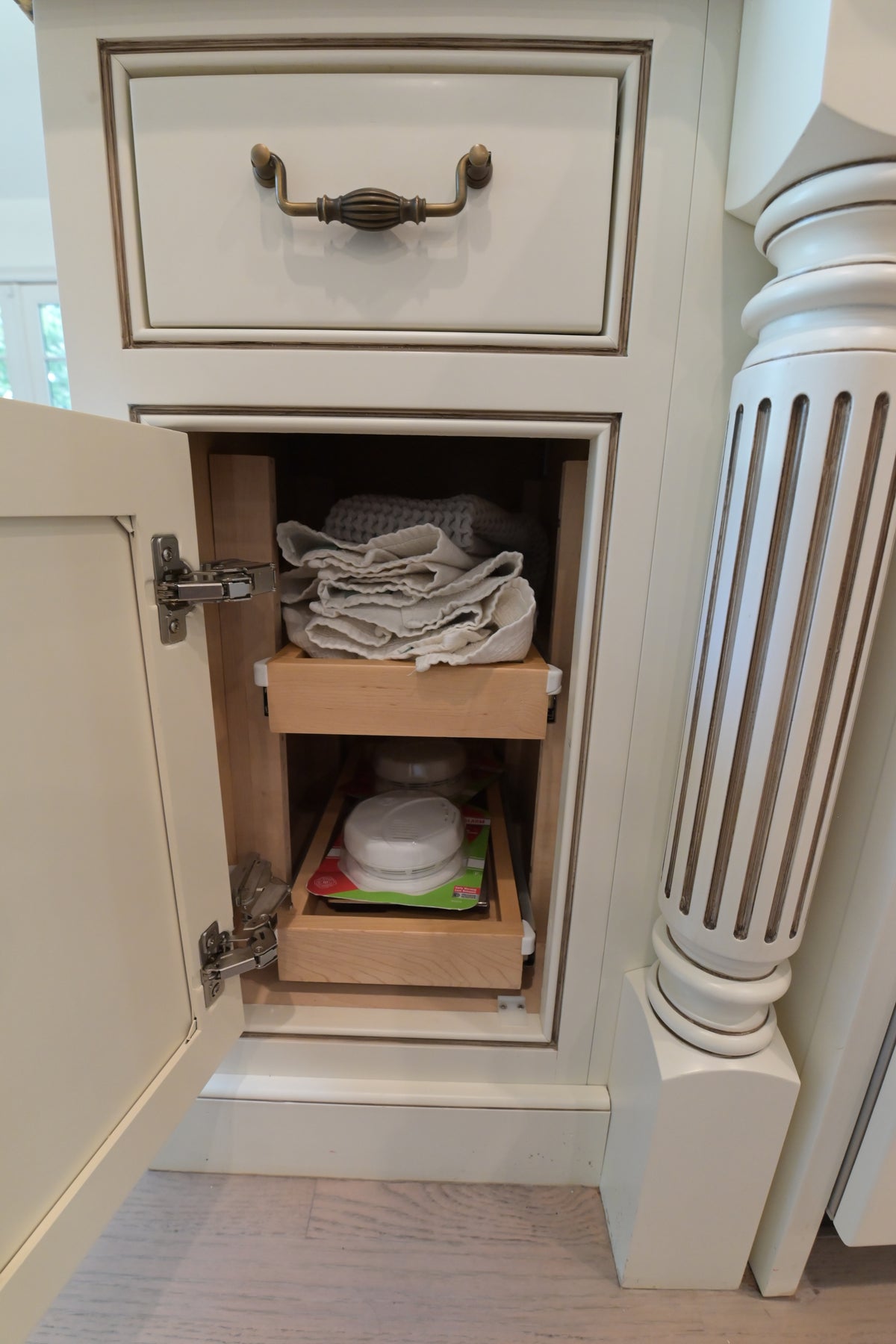 "The Montacute" Traditional Off White Kitchen with Wood Island & Appliances