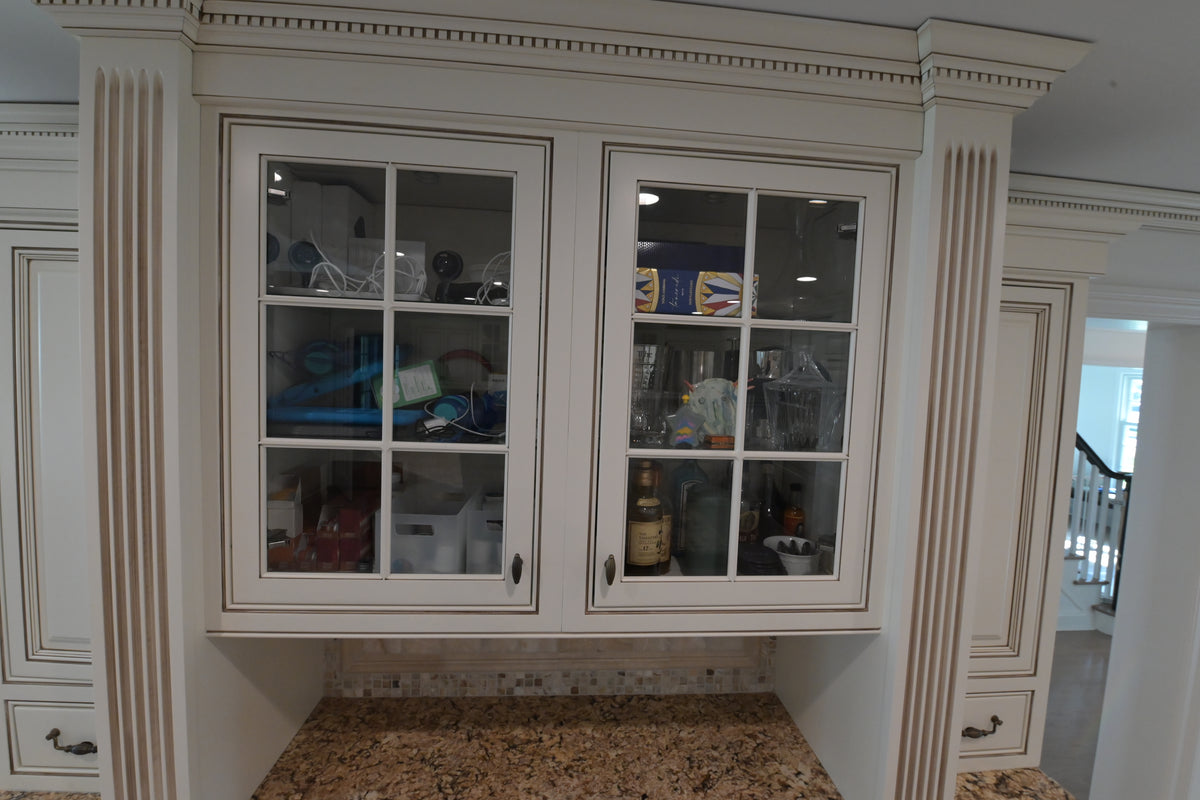 "The Montacute" Traditional Off White Kitchen with Wood Island & Appliances