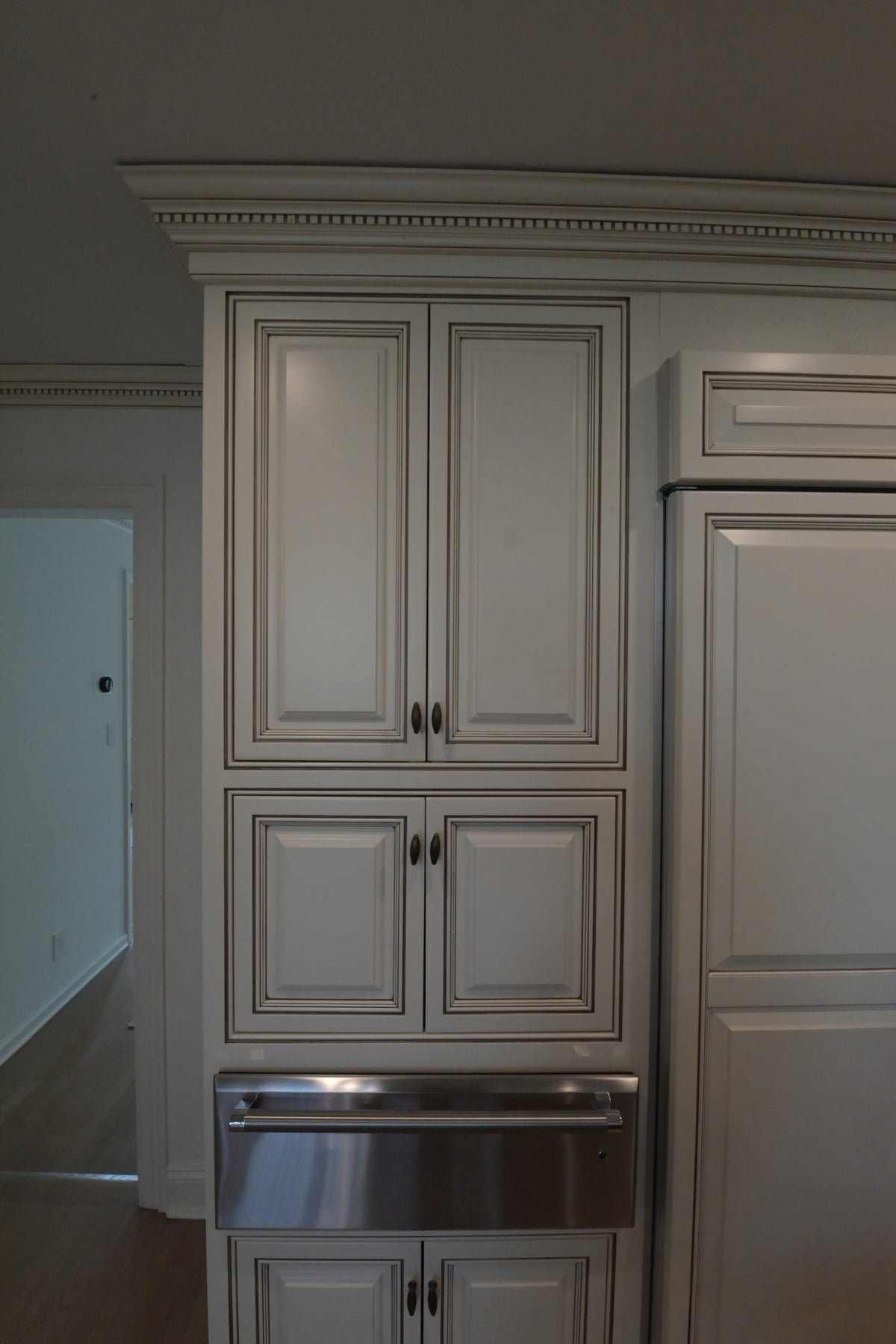 "The Montacute" Traditional Off White Kitchen with Wood Island & Appliances