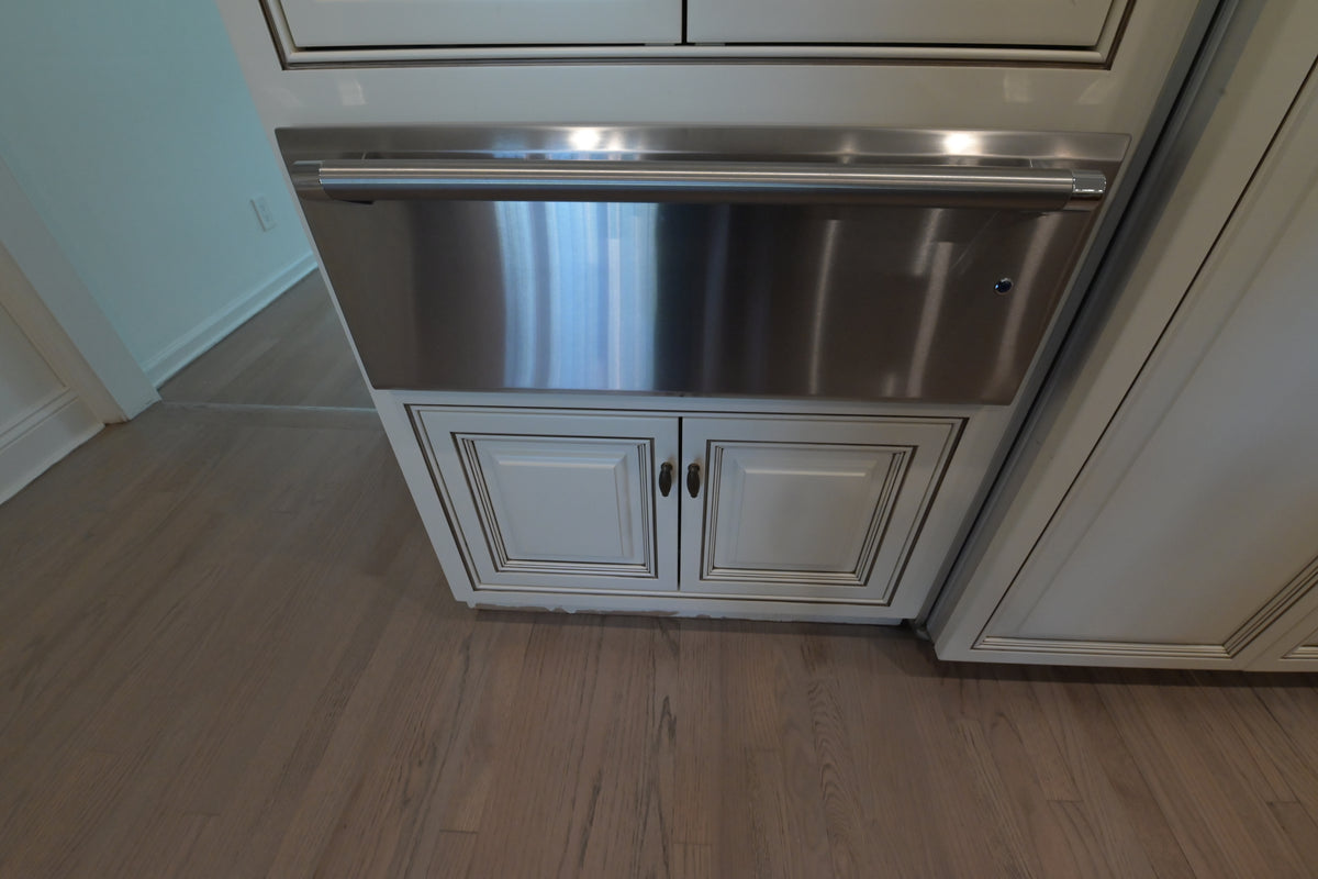 "The Montacute" Traditional Off White Kitchen with Wood Island & Appliances