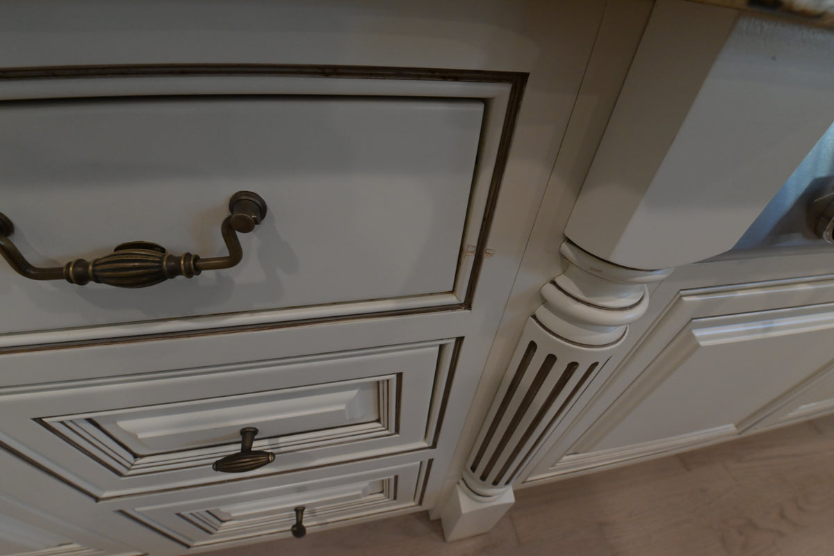 "The Montacute" Traditional Off White Kitchen with Wood Island & Appliances
