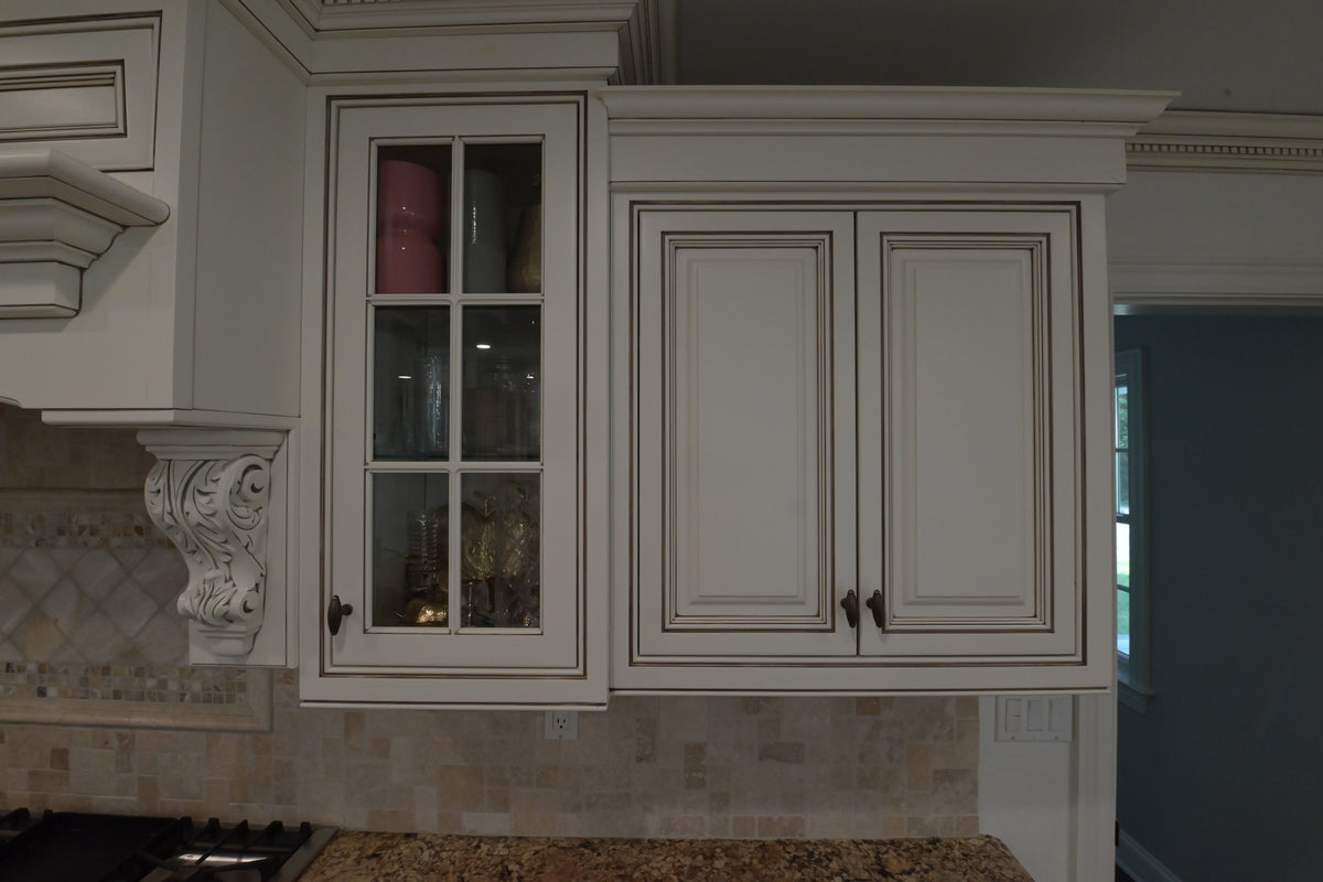 "The Montacute" Traditional Off White Kitchen with Wood Island & Appliances