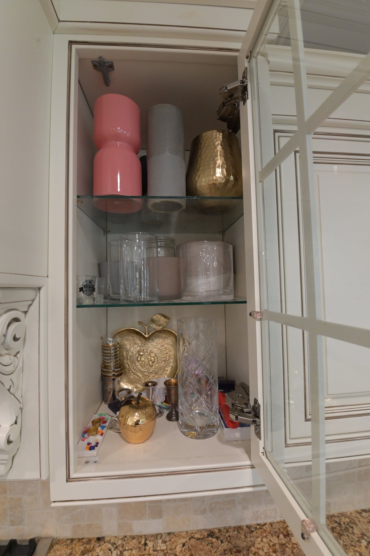 "The Montacute" Traditional Off White Kitchen with Wood Island & Appliances