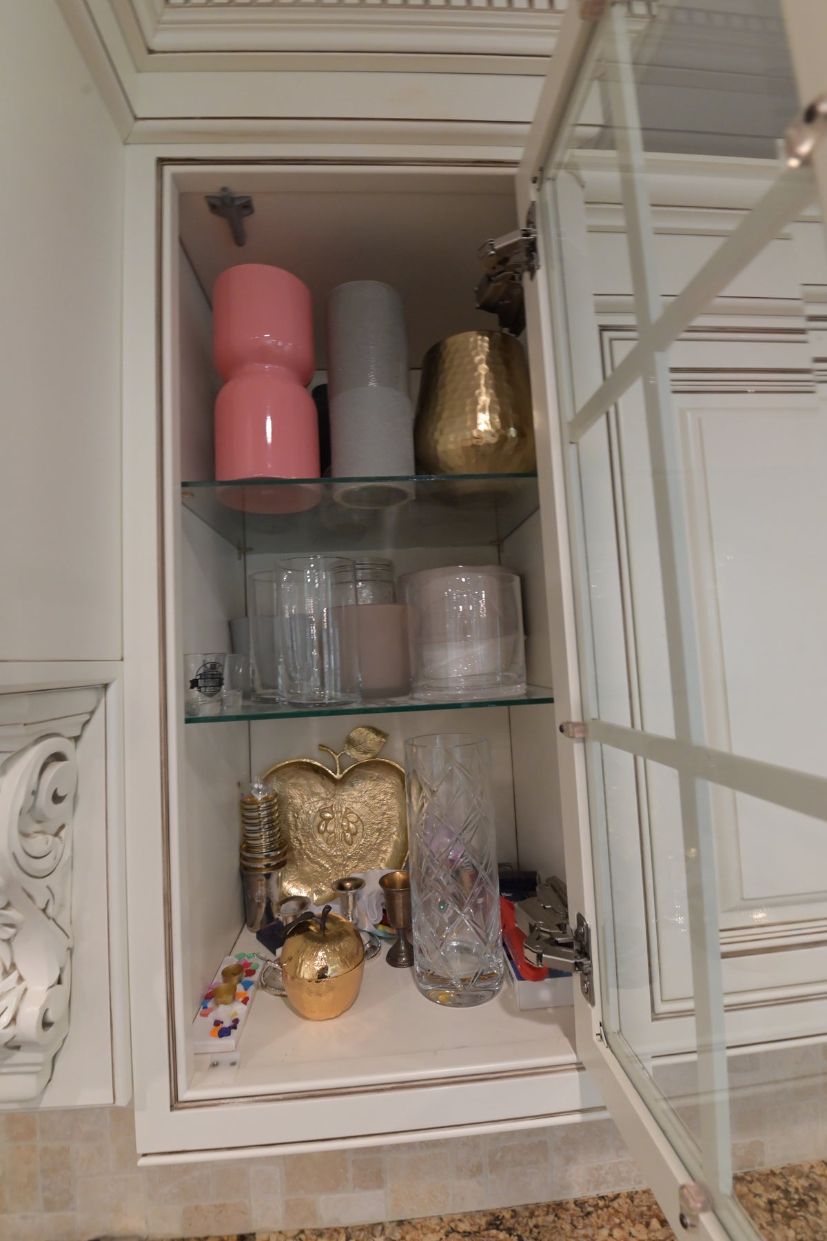 "The Montacute" Traditional Off White Kitchen with Wood Island & Appliances