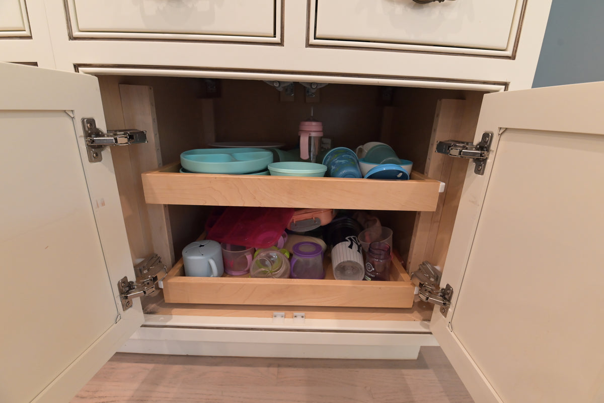 "The Montacute" Traditional Off White Kitchen with Wood Island & Appliances