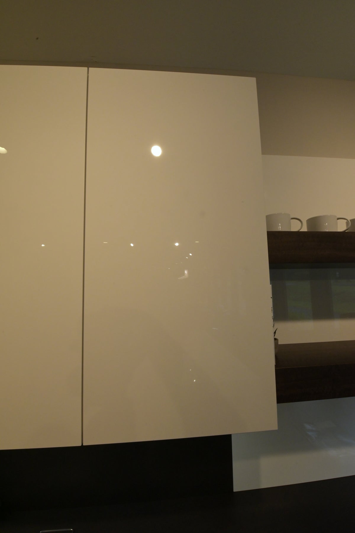Poggenpohl Modern Kitchen with +MODO Island, +SEGMENTO Cabinetry & +STAGE Bar
