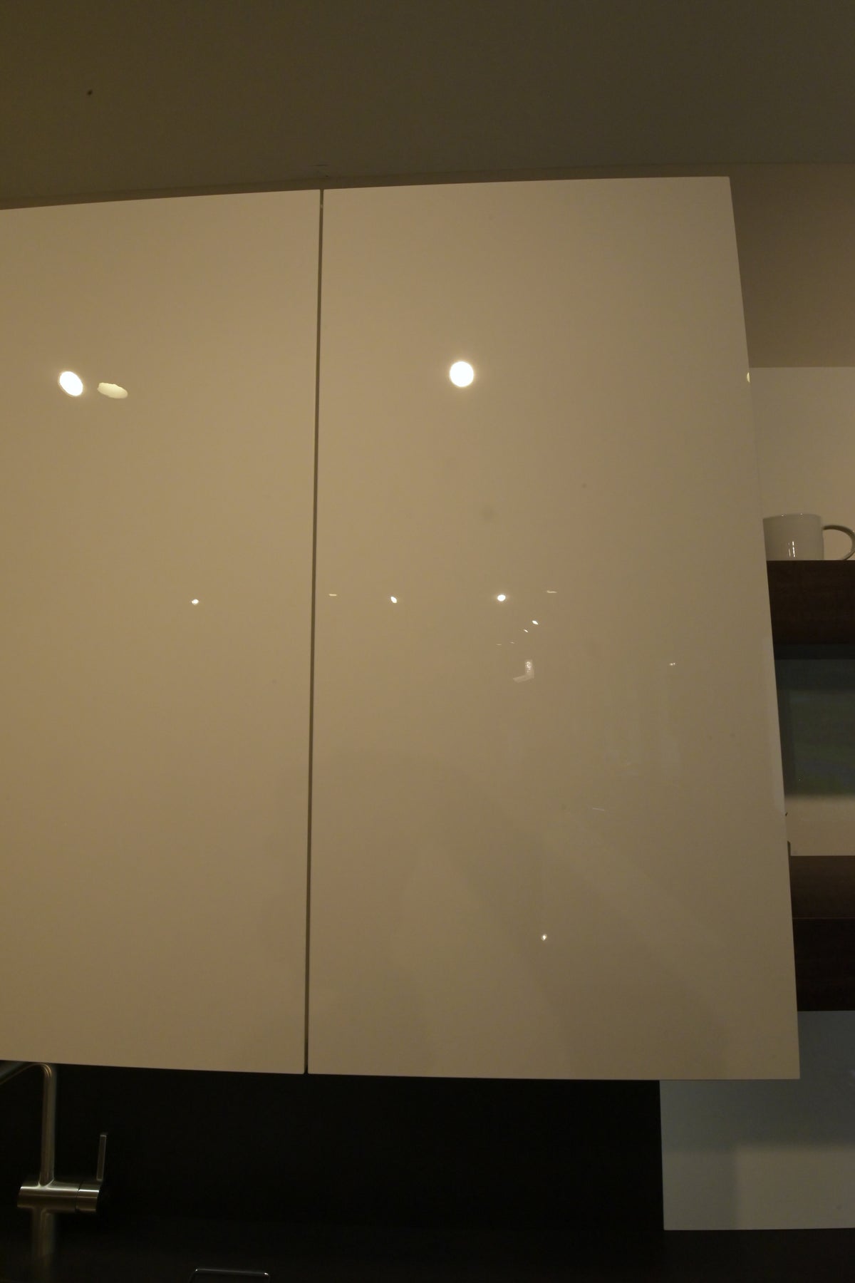 Poggenpohl Modern Kitchen with +MODO Island, +SEGMENTO Cabinetry & +STAGE Bar