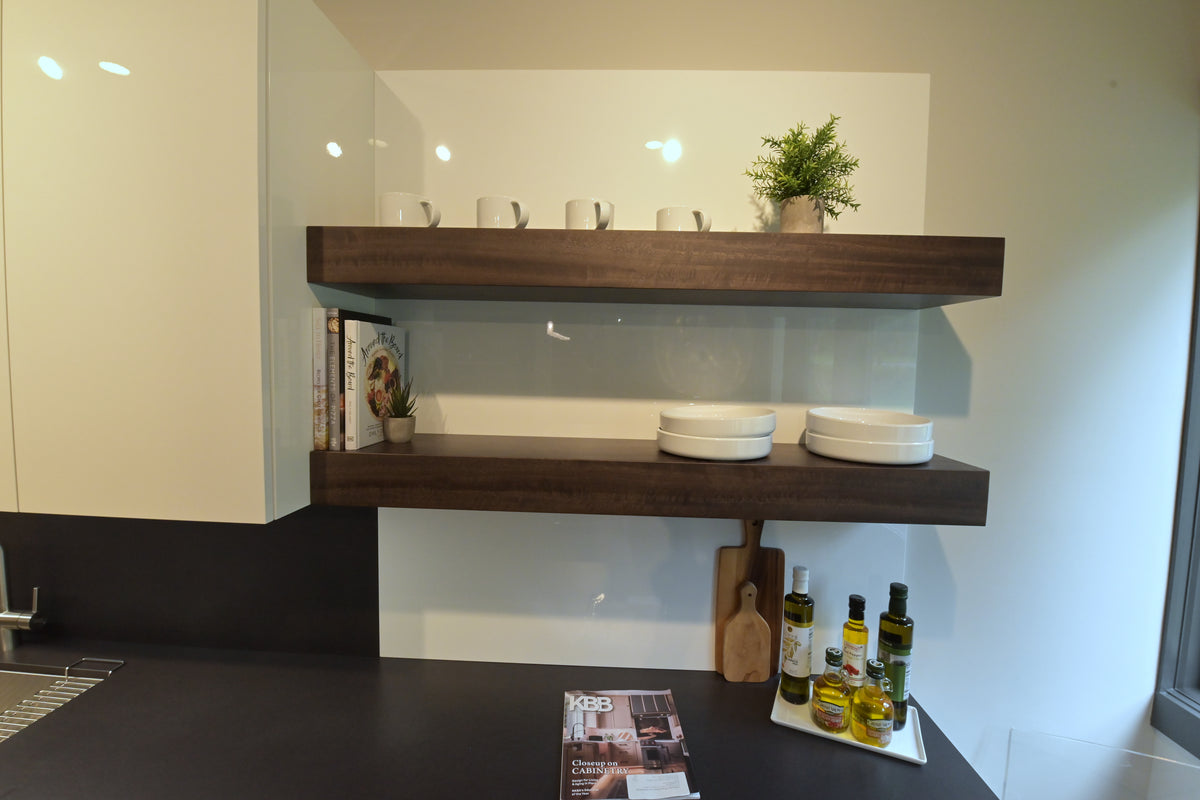 Poggenpohl Modern Kitchen with +MODO Island, +SEGMENTO Cabinetry & +STAGE Bar