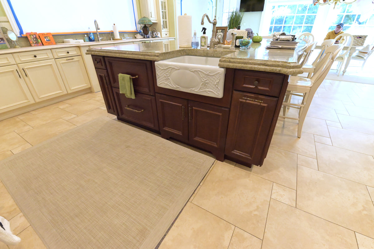 Kitchen Craft Traditional Light Cream Kitchen with Island & Appliances