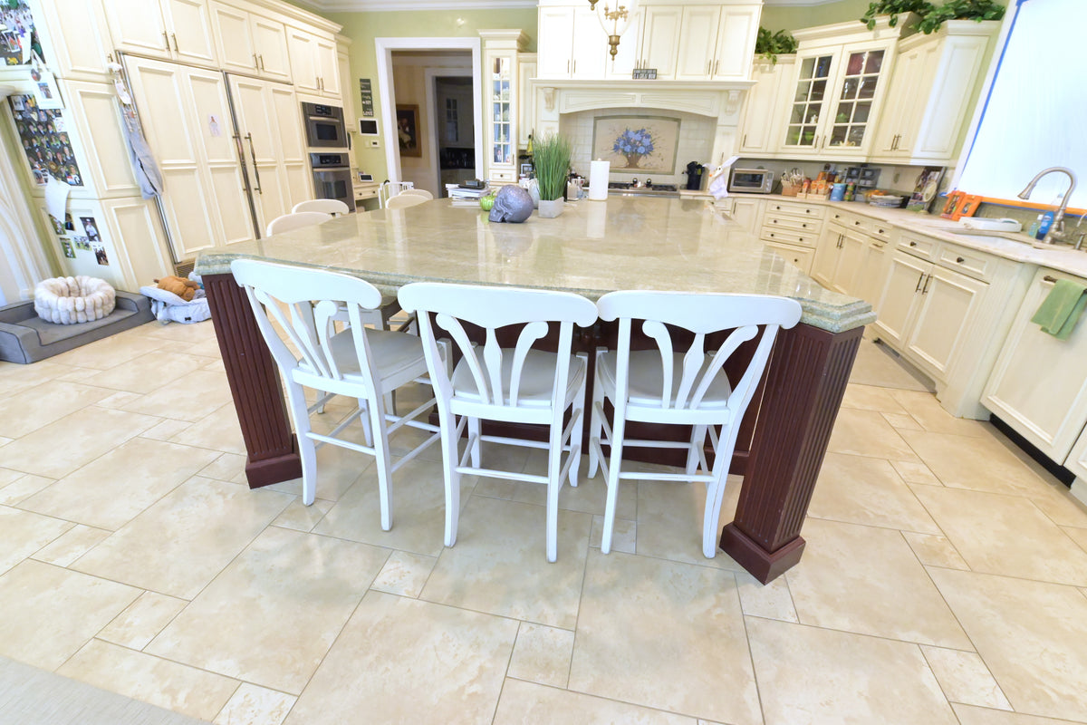 Kitchen Craft Traditional Light Cream Kitchen with Island & Appliances