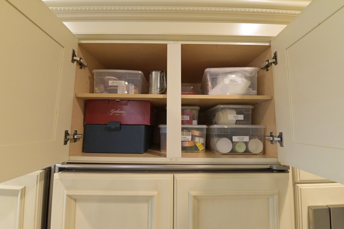 Kitchen Craft Traditional Light Cream Kitchen with Island & Appliances