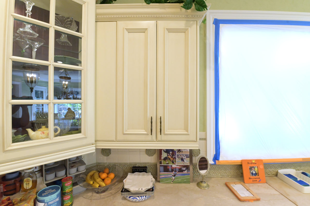 Kitchen Craft Traditional Light Cream Kitchen with Island & Appliances