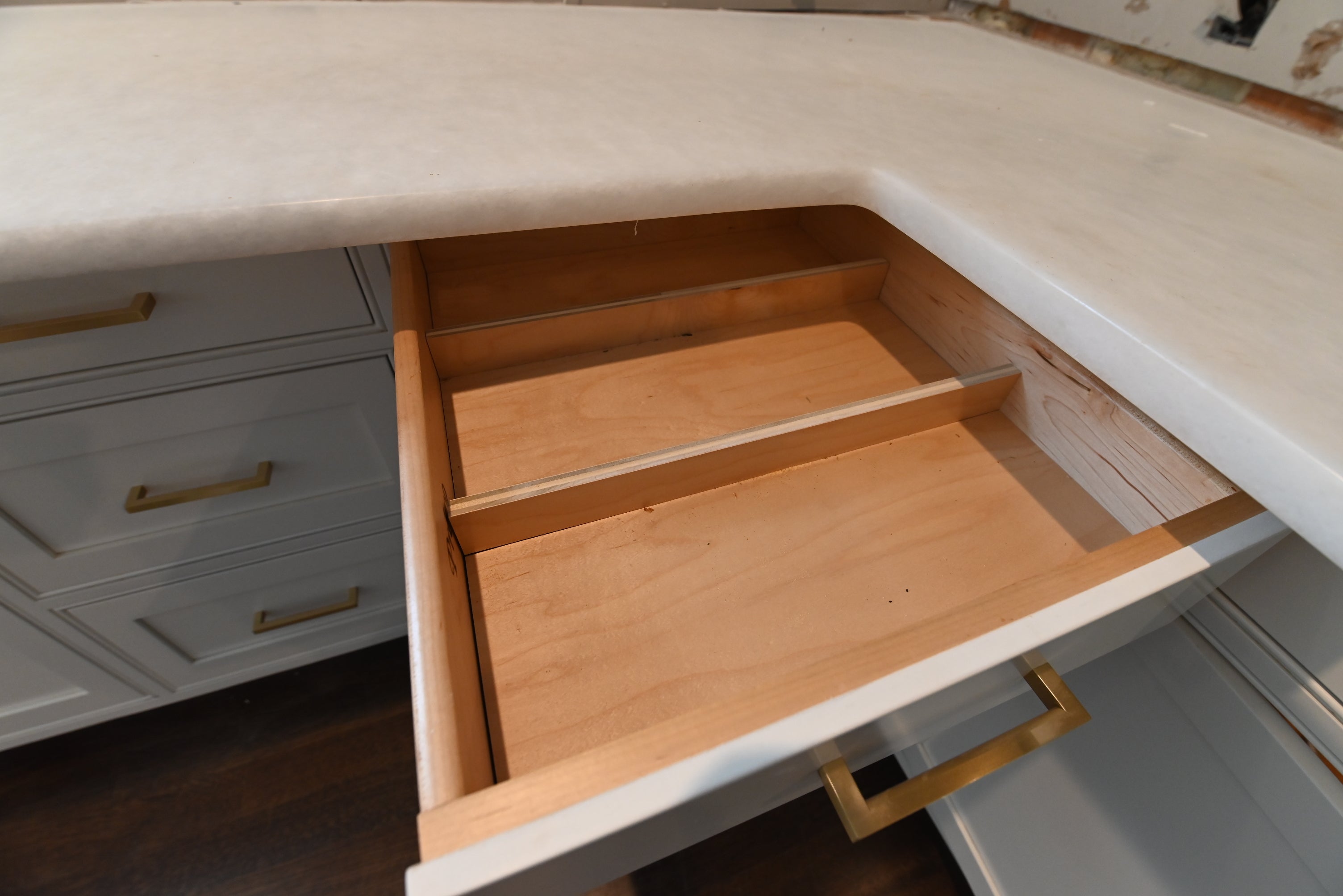 Prevo Transitional White Complete Kitchen Cabinets with Brown Wooden Island