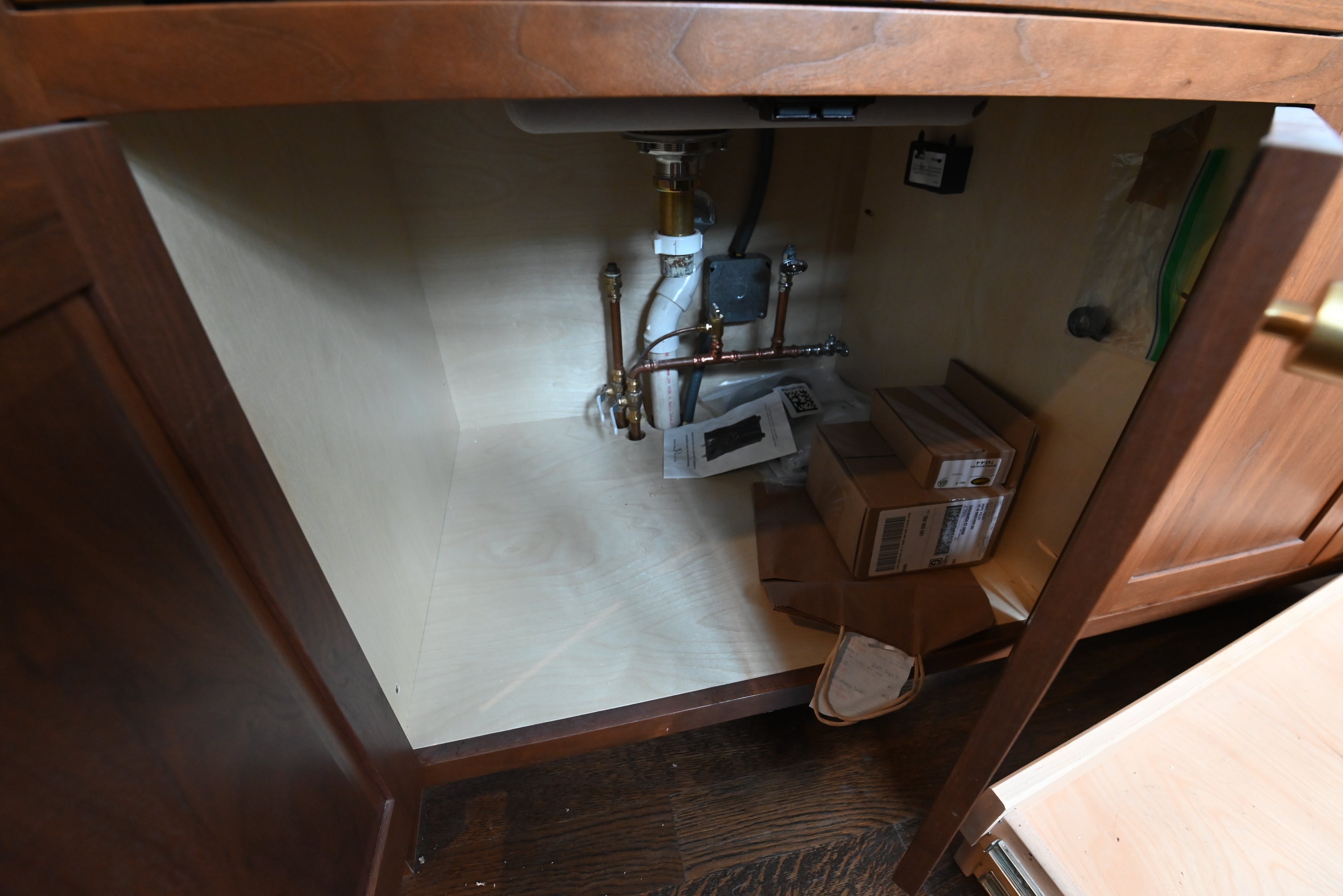 Prevo Transitional White Complete Kitchen Cabinets with Brown Wooden Island