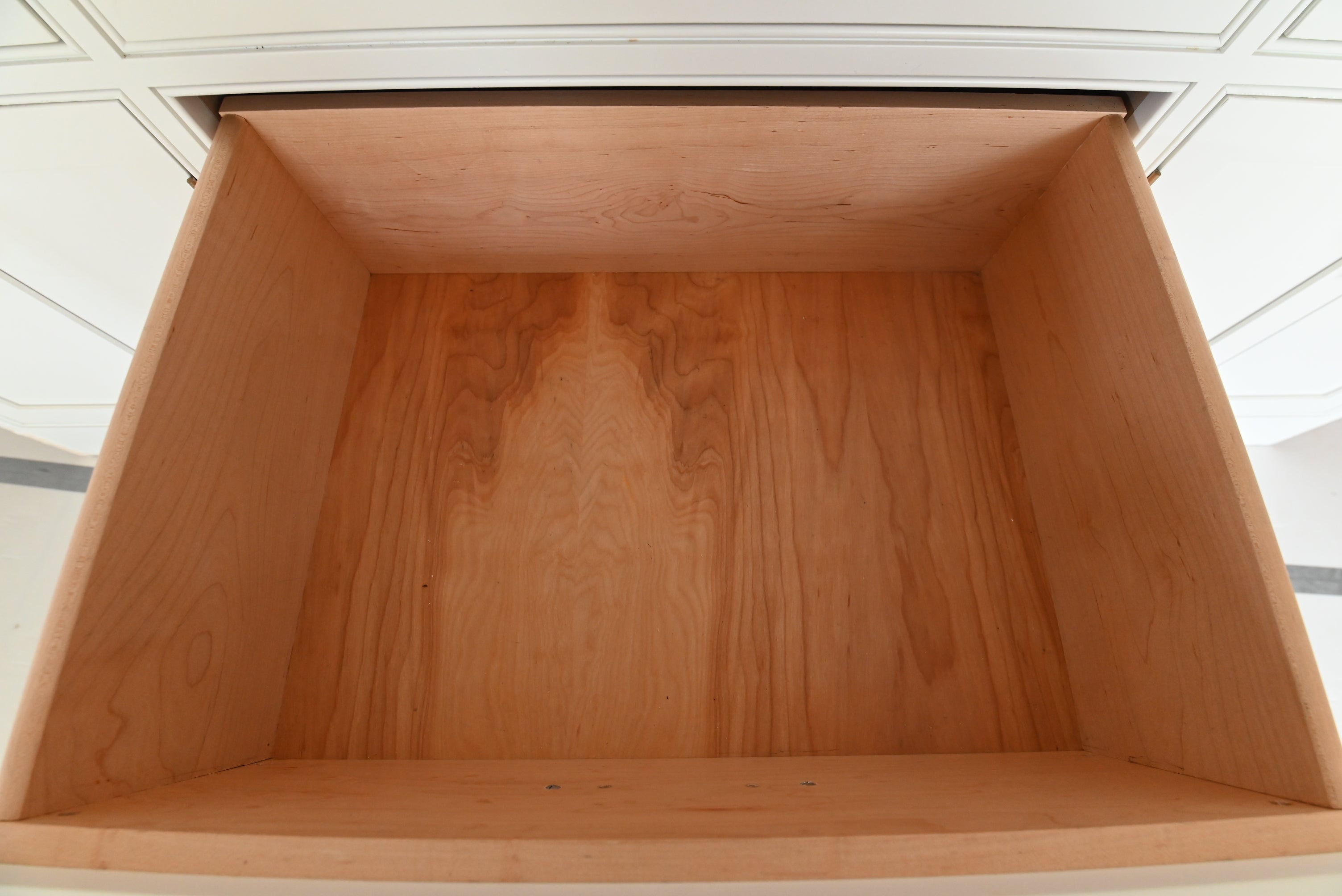 Prevo Transitional White Complete Kitchen Cabinets with Brown Wooden Island