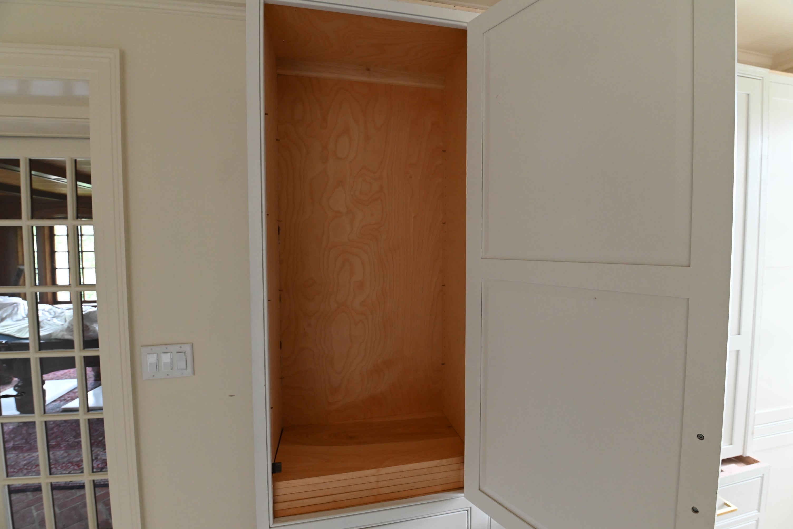 Prevo Transitional White Complete Kitchen Cabinets with Brown Wooden Island