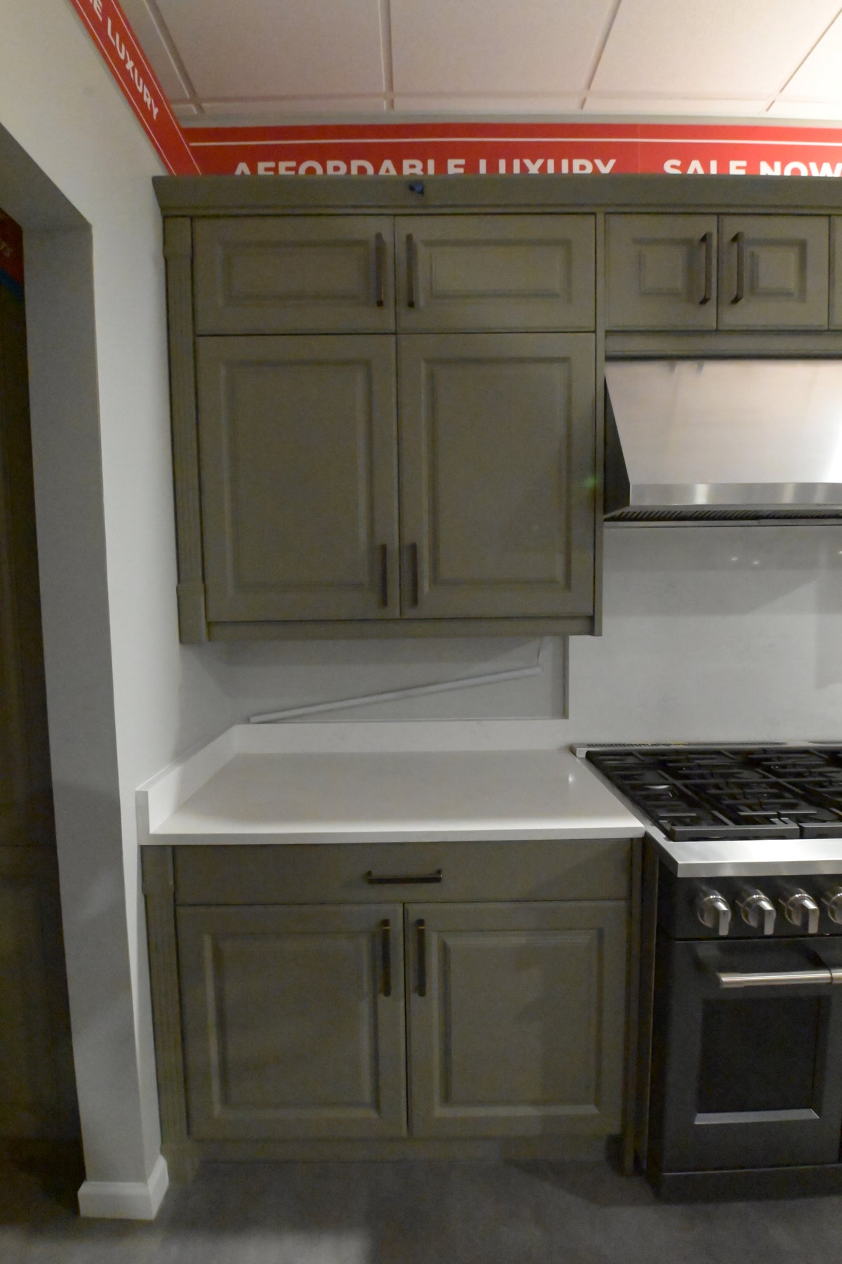 Wren Georgian Juratek Olive Matte Kitchen