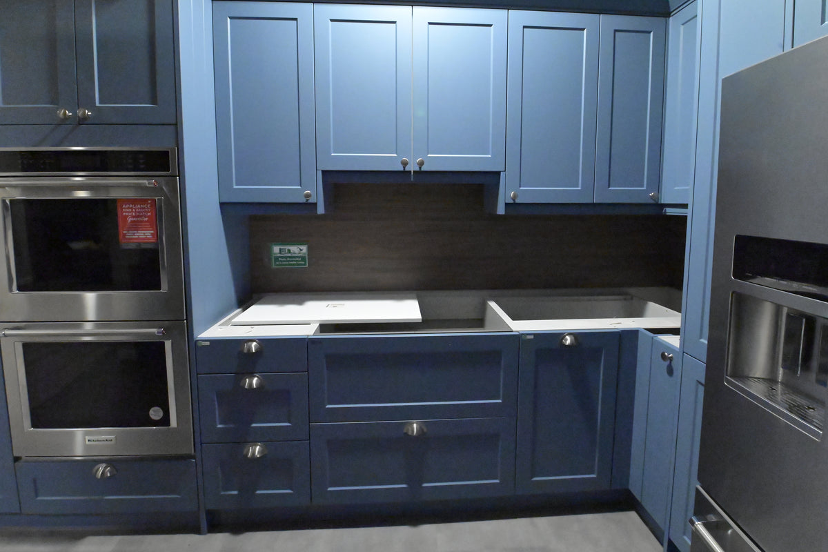 Wren Shaker Blue Matte Kitchen with Appliances