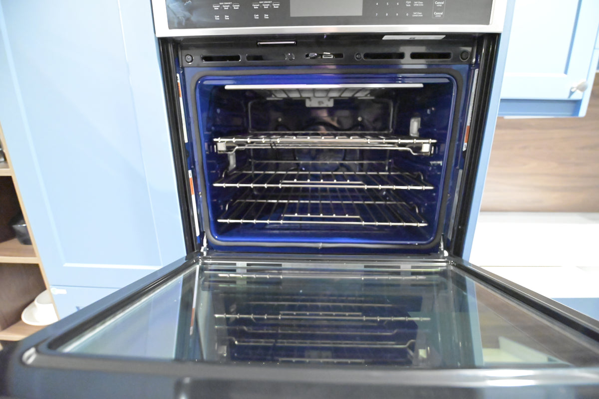 Wren Shaker Blue Matte Kitchen with Appliances