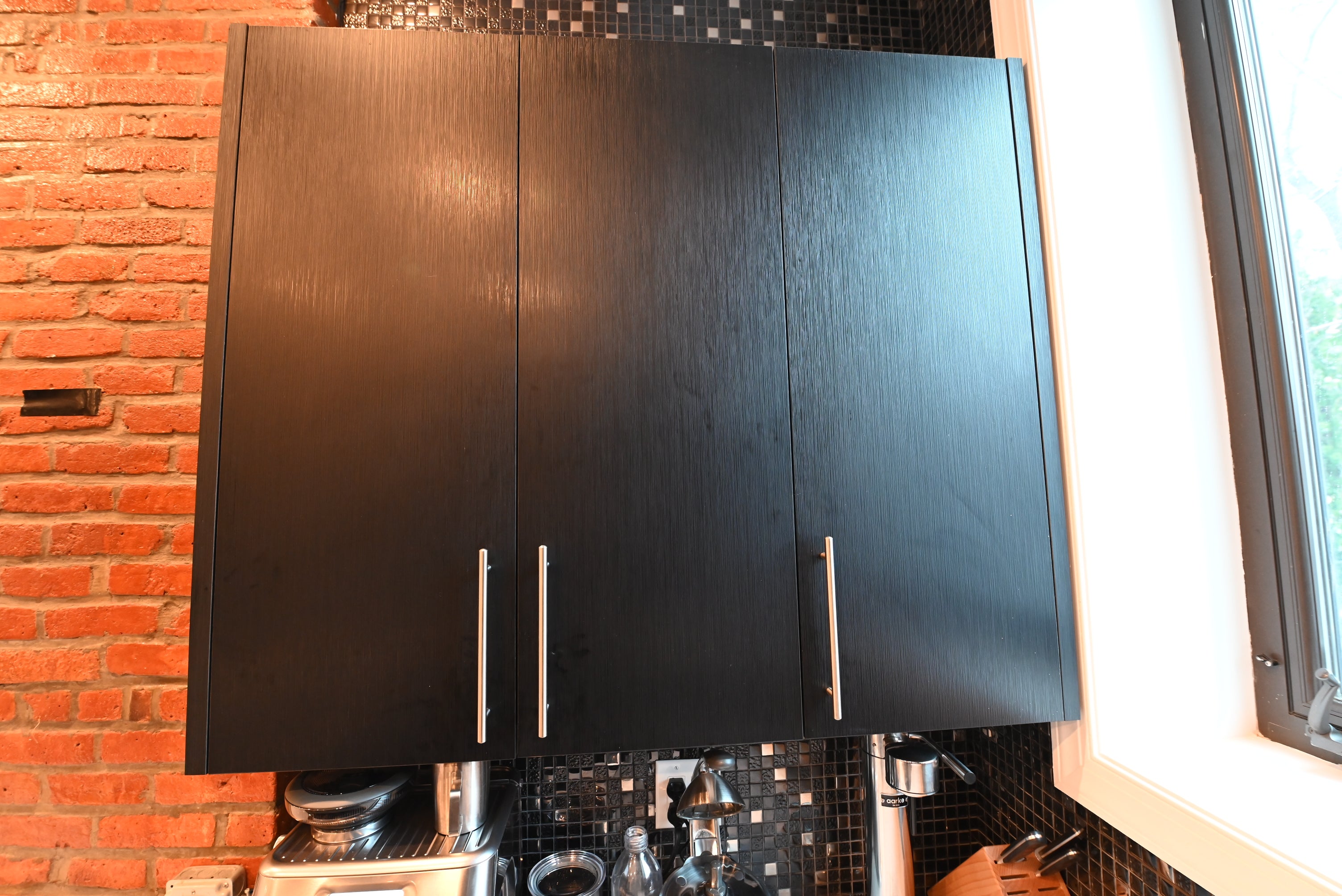 Dark Mocha Latte Modern Pre-Owned Kitchen