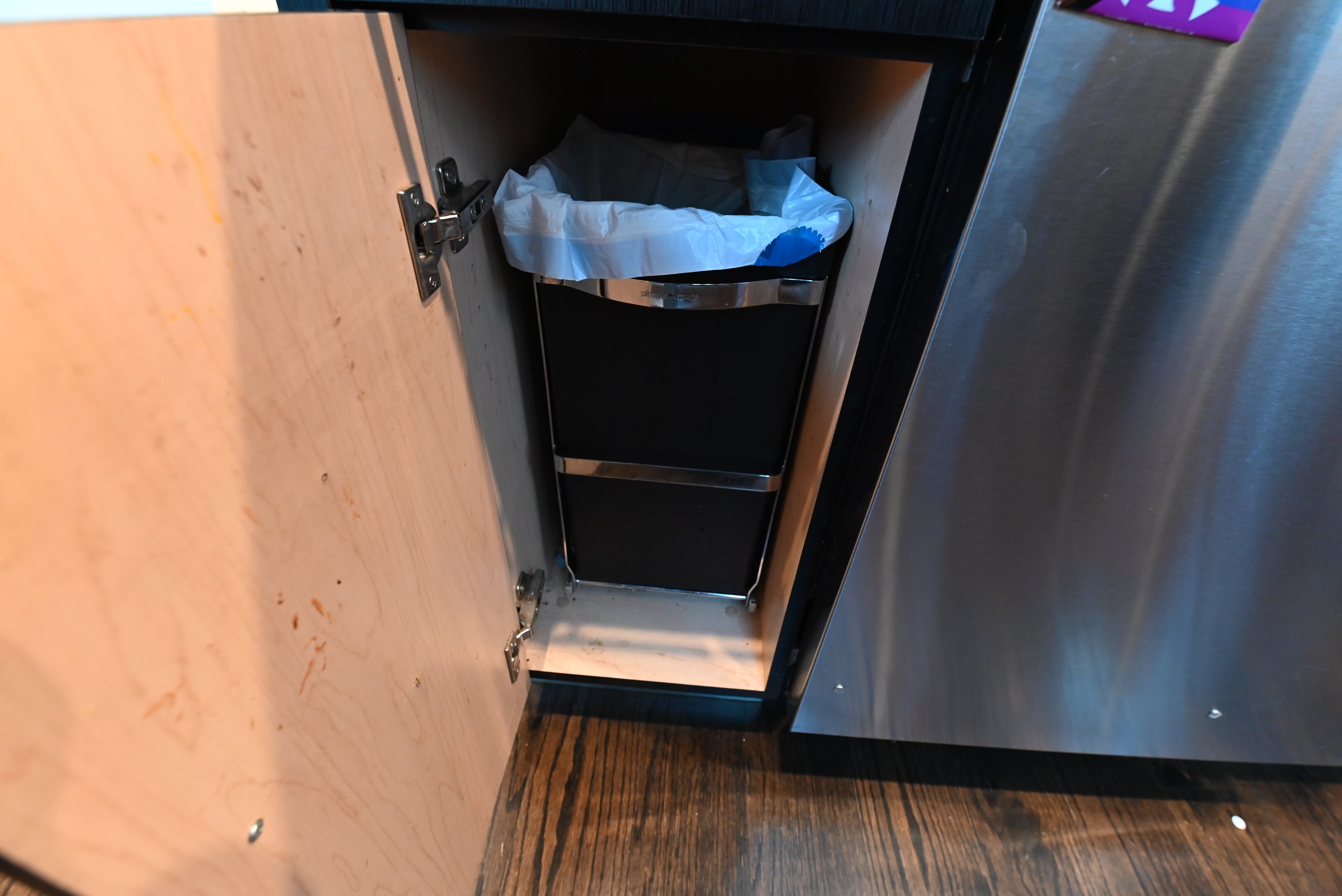 Dark Mocha Latte Modern Pre-Owned Kitchen