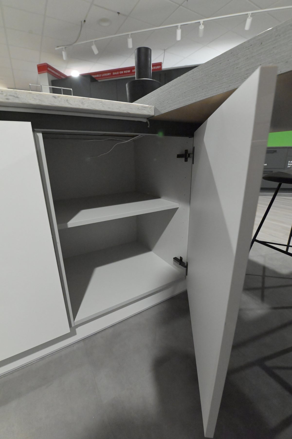 Wren Milano Ultra Bianco Gloss Kitchen