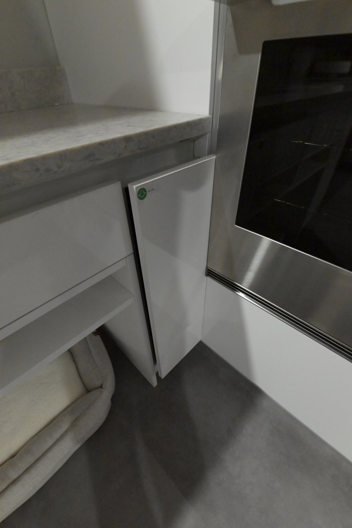 Wren Milano Ultra Bianco Gloss Kitchen