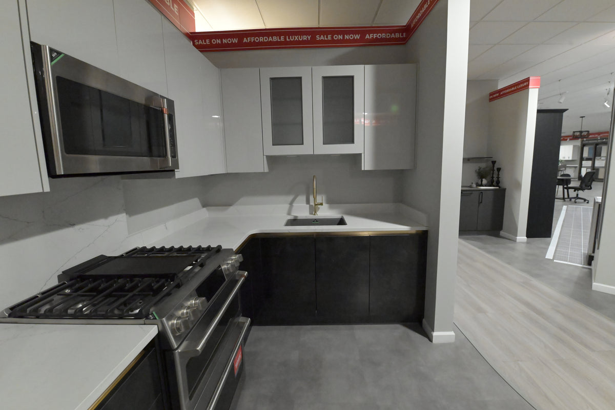 Wren Milano Ultra Black & White Kitchen