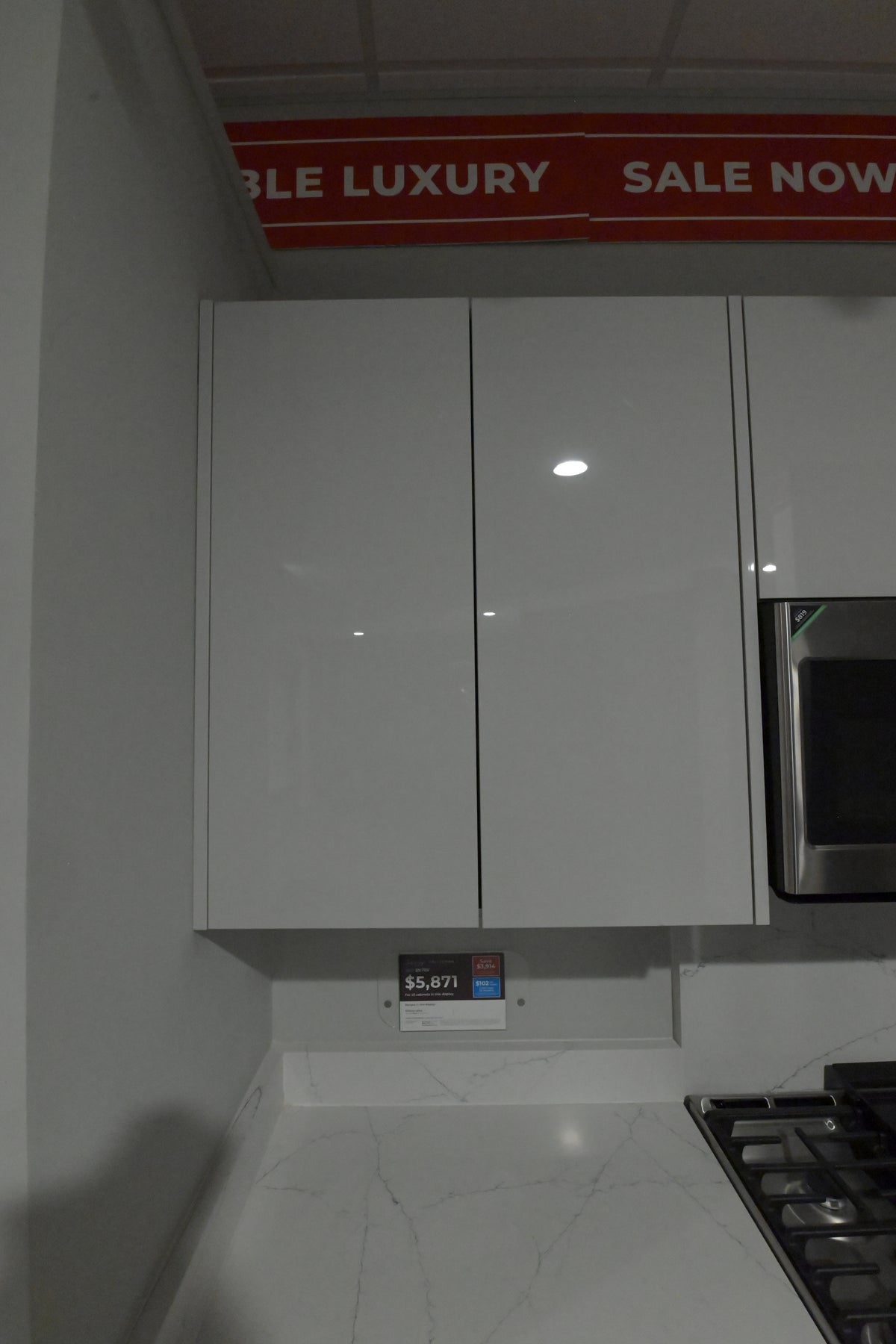 Wren Milano Ultra Black & White Kitchen
