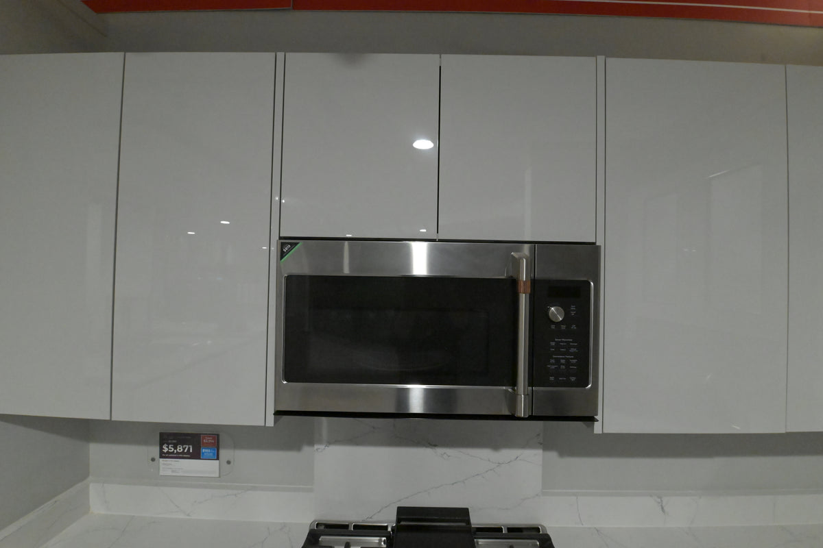 Wren Milano Ultra Black & White Kitchen