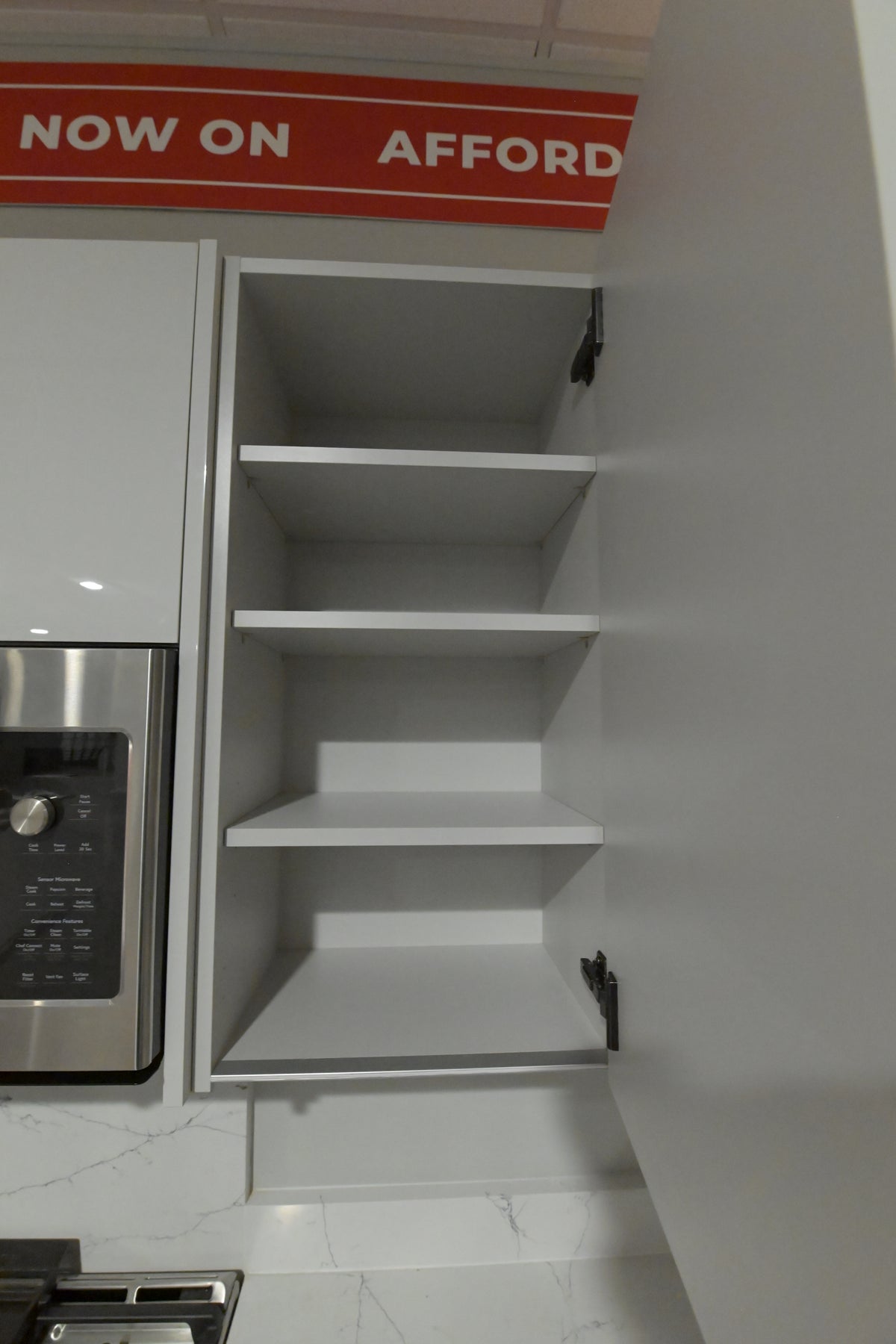 Wren Milano Ultra Black & White Kitchen